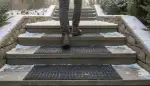 Sicherer Tritt: Treppenmatten mit Drainage